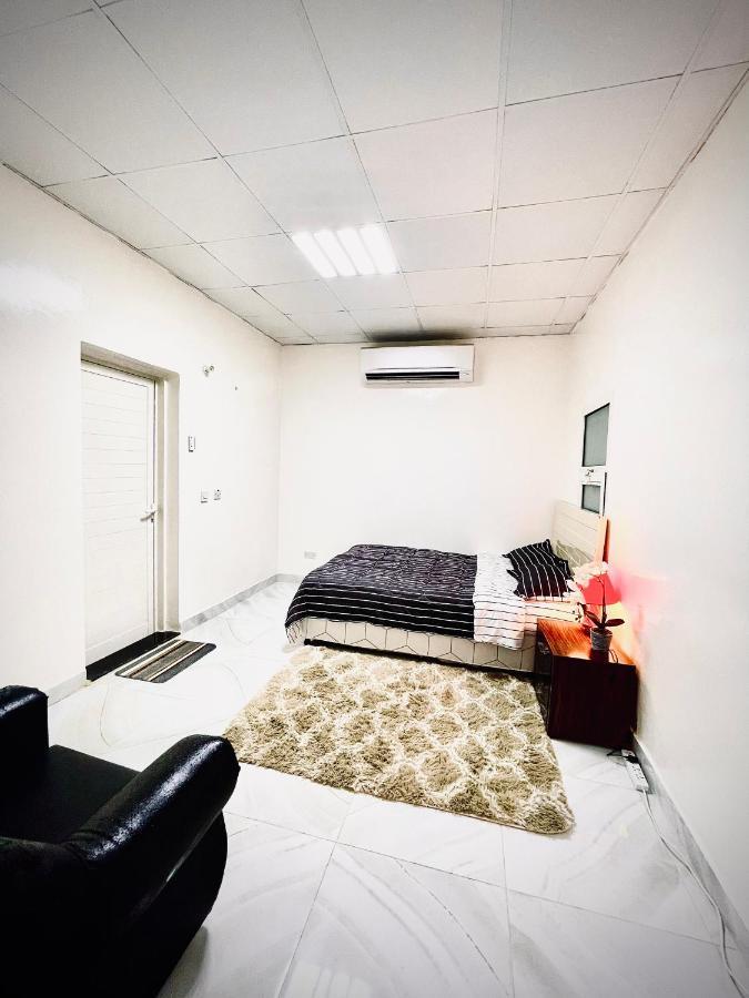Private 2Bedroom Villa With T&B And Kitchenette Near Abu Dhabi International Airport Luaran gambar